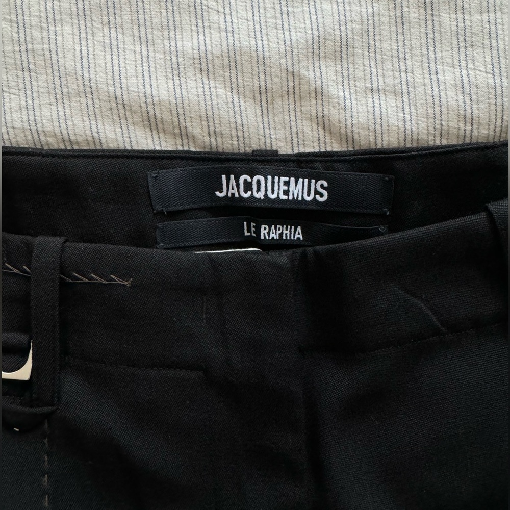 Jacquemus 
Black Le Raphia trouser
100% Virgin Wool
